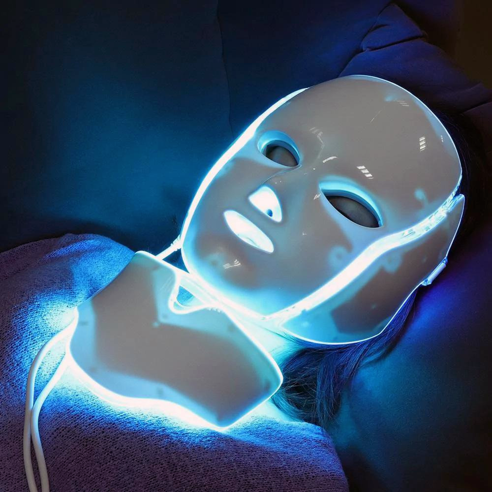 LED LIGHT THERAPY MASK FACIAL & NECK –